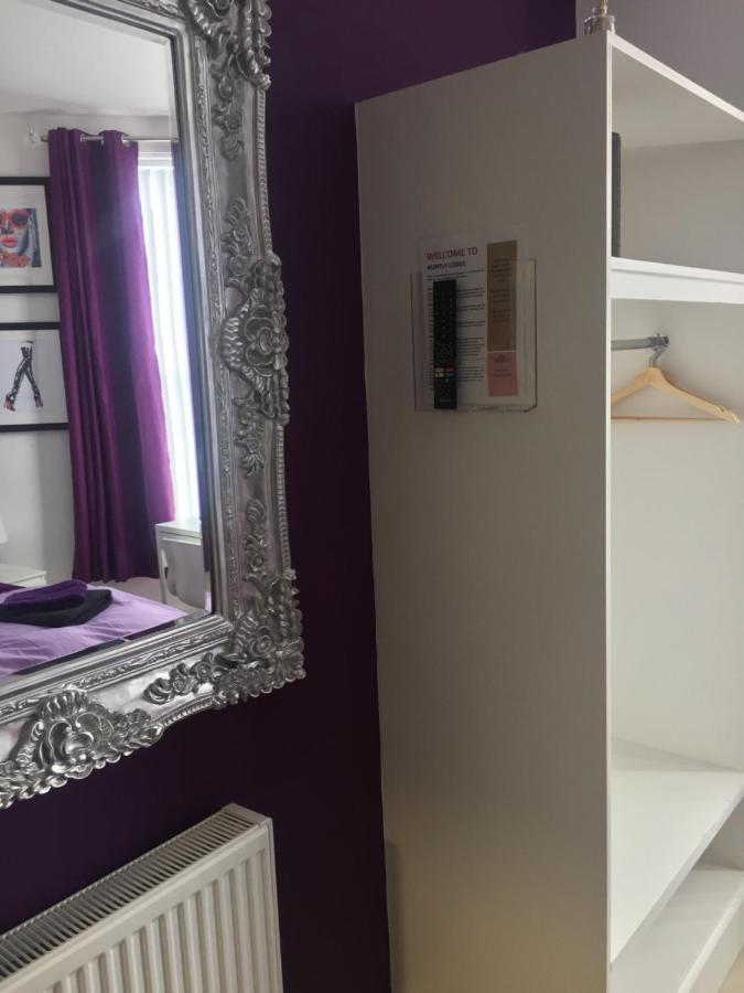 Huntley Lodge Pp Liverpool Bagian luar foto