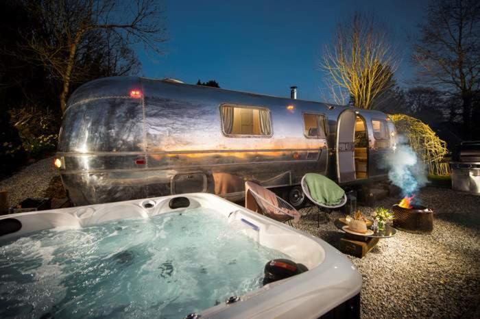 Huntley Lodge Pp Liverpool Bagian luar foto