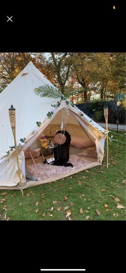 Huntley Lodge Pp Liverpool Bagian luar foto