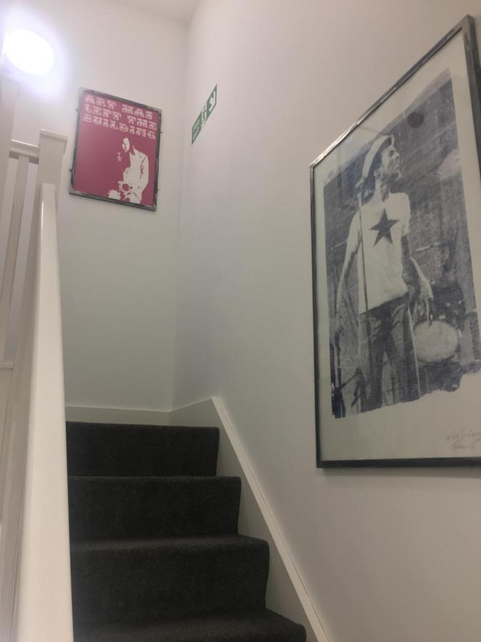 Huntley Lodge Pp Liverpool Bagian luar foto